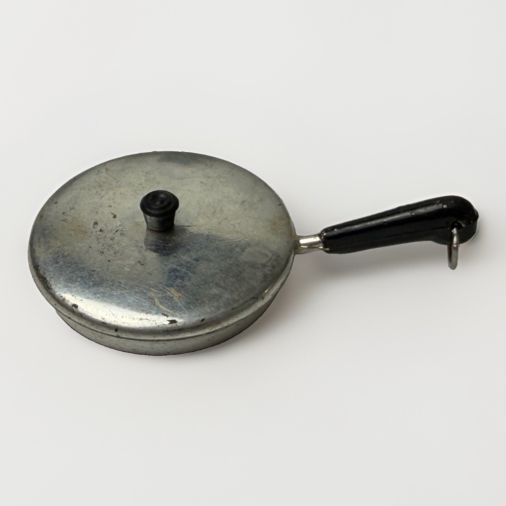 Vintage ACME Skillet Frying Pan Refrigerator Fridge Magnet Dollhouse Miniature